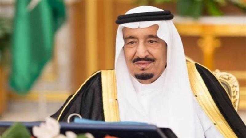 خادم الحرمين الشريفين: منح السعوديين إجازة غدًا بمناسبة الفوز على الأرجنتين