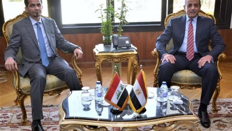 وزير الطيران يبحث مع وزير النقل العراقي تعزيز التعاون في النقل الجوي