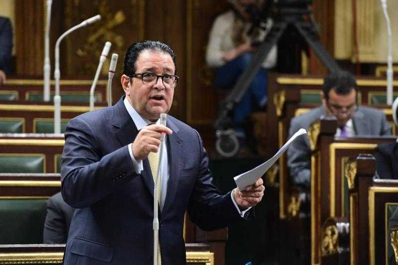 علاء عابد : والاستثمار فى العنصر البشرى هو الطريق لزيادة الناتج القومي