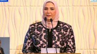 وزيرة التضامن تعلن حجم الخدمات المقدمة للمرأة المصرية