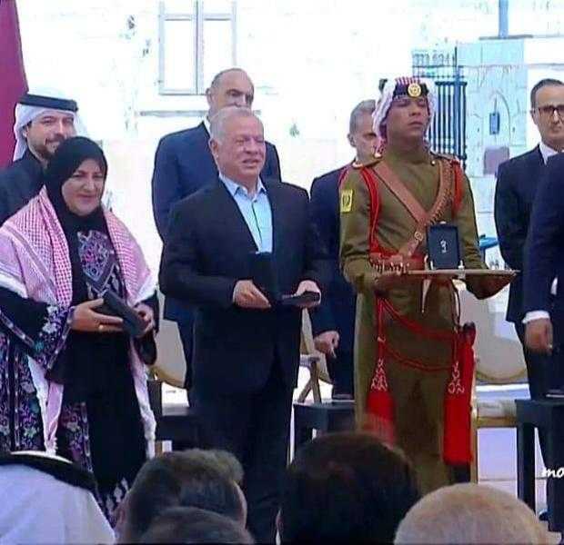 المرإة الاردنية دعم و سند لامتها العربية