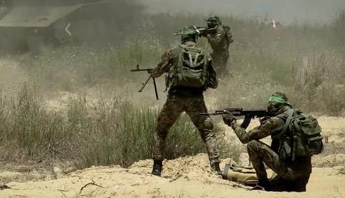 مقتل ضابط بصفوف جيش الاحتلال متأثرًا بجراحه فى معارك غزة