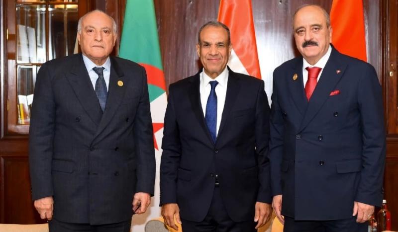 مصر تؤكد ضرورة إنهاء حالة الانقسام واستعادة الأمن والاستقرار في ليبيا