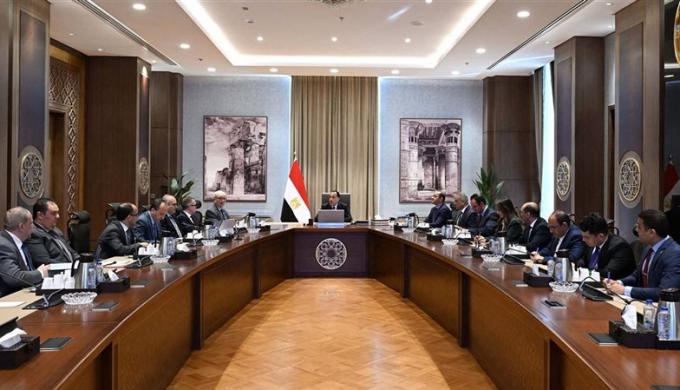 رئيس الوزراء يعقد اجتماعًا لاستعراض التقديرات الأولية لموازنة العام المالي 2026-2027