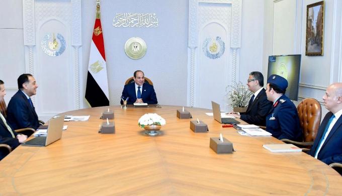 الرئيس المصري يوجه بتشديد الرقابة على الأسواق ومحاسبة المتلاعبين بالأسعار