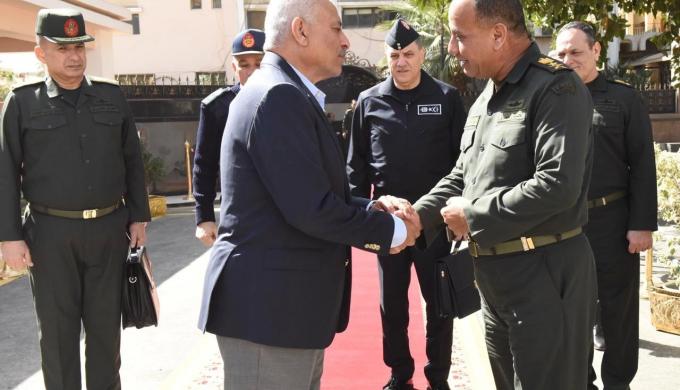 تقليد عسكري أصيل.. القوات المسلحة المصرية تجرى مراسم تسليم وتسلم القيادة