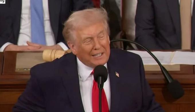 ترامب: حذرنا طهران من بناء منشآت نووية جديدة